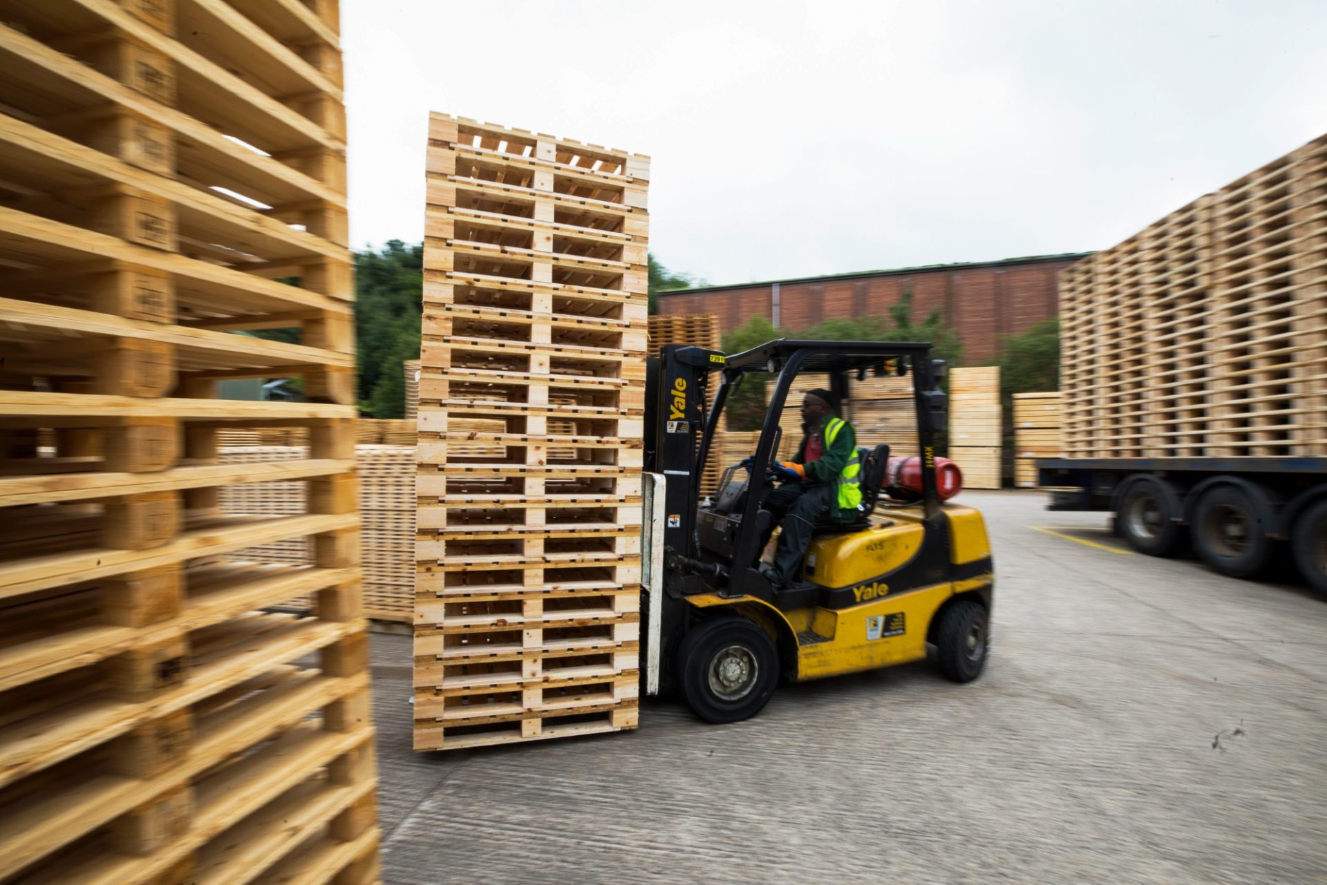What is Pallet Shipping and Why is it a Big Deal?